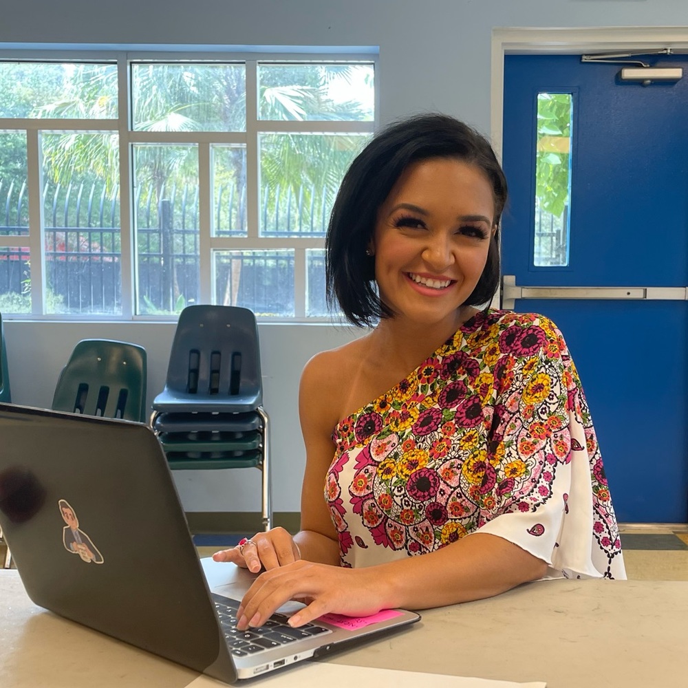 Meet your Posher, Cristina